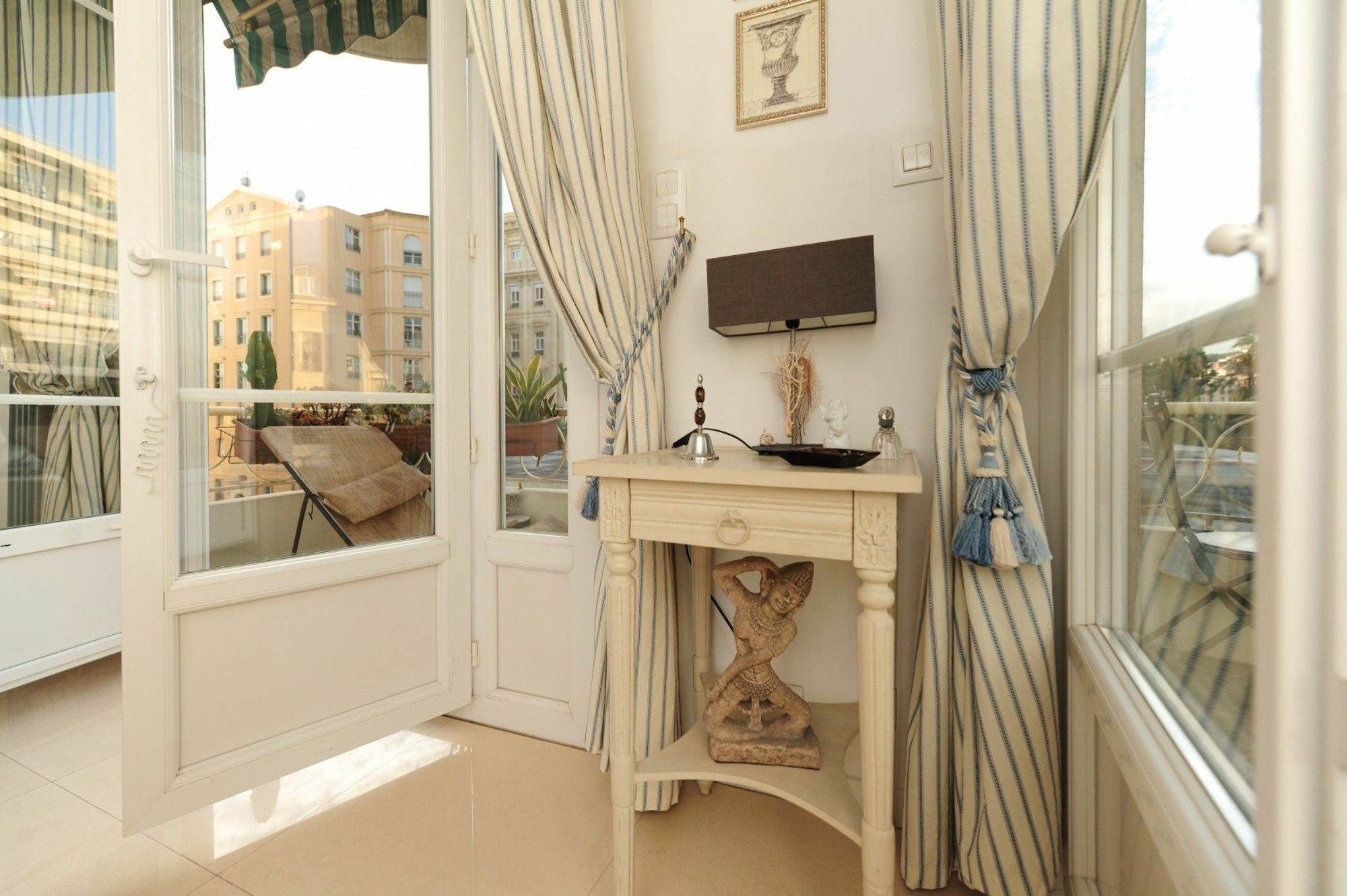 Suite Flora 니스 외부 사진